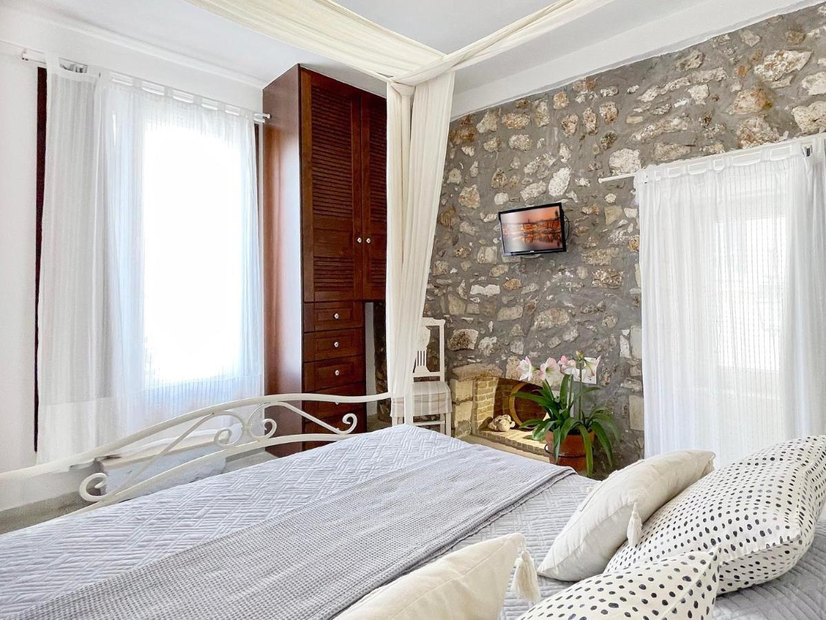 Four Seasons Of Bliss At Sohora Hotel Rétino Exterior foto