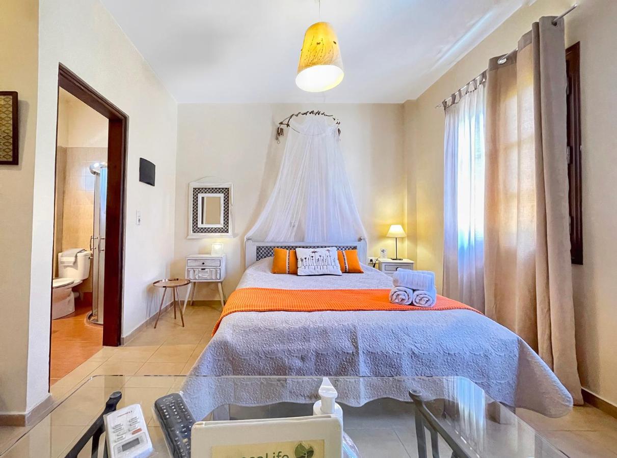 Four Seasons Of Bliss At Sohora Hotel Rétino Exterior foto